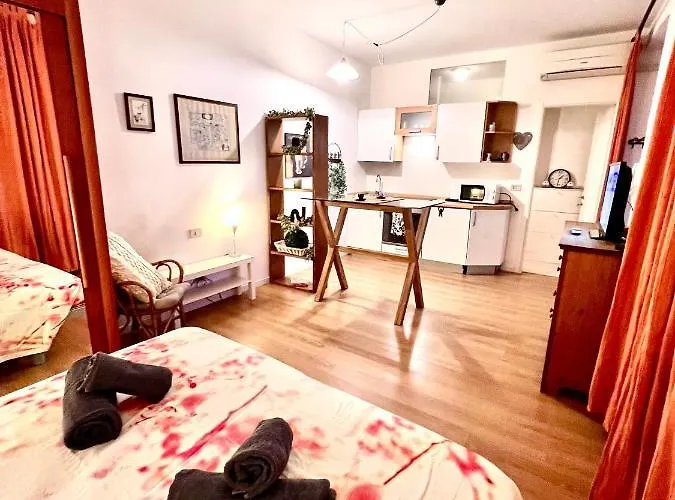 Suite Bike With Parking Trieste