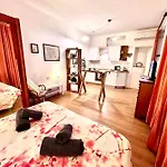 Bike With Parking Триест